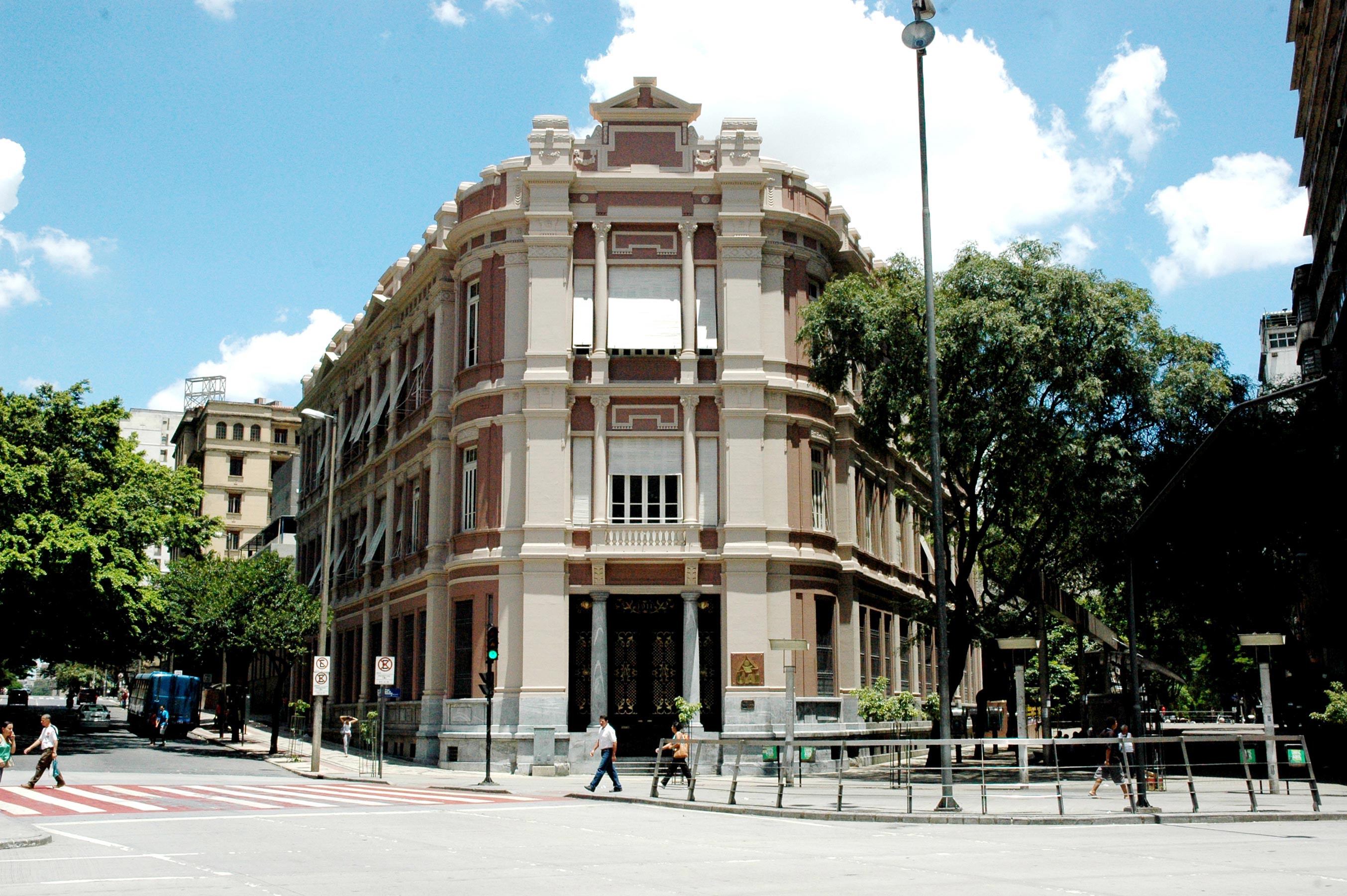 Antiga sede do BEMGE - Belo Horizonte