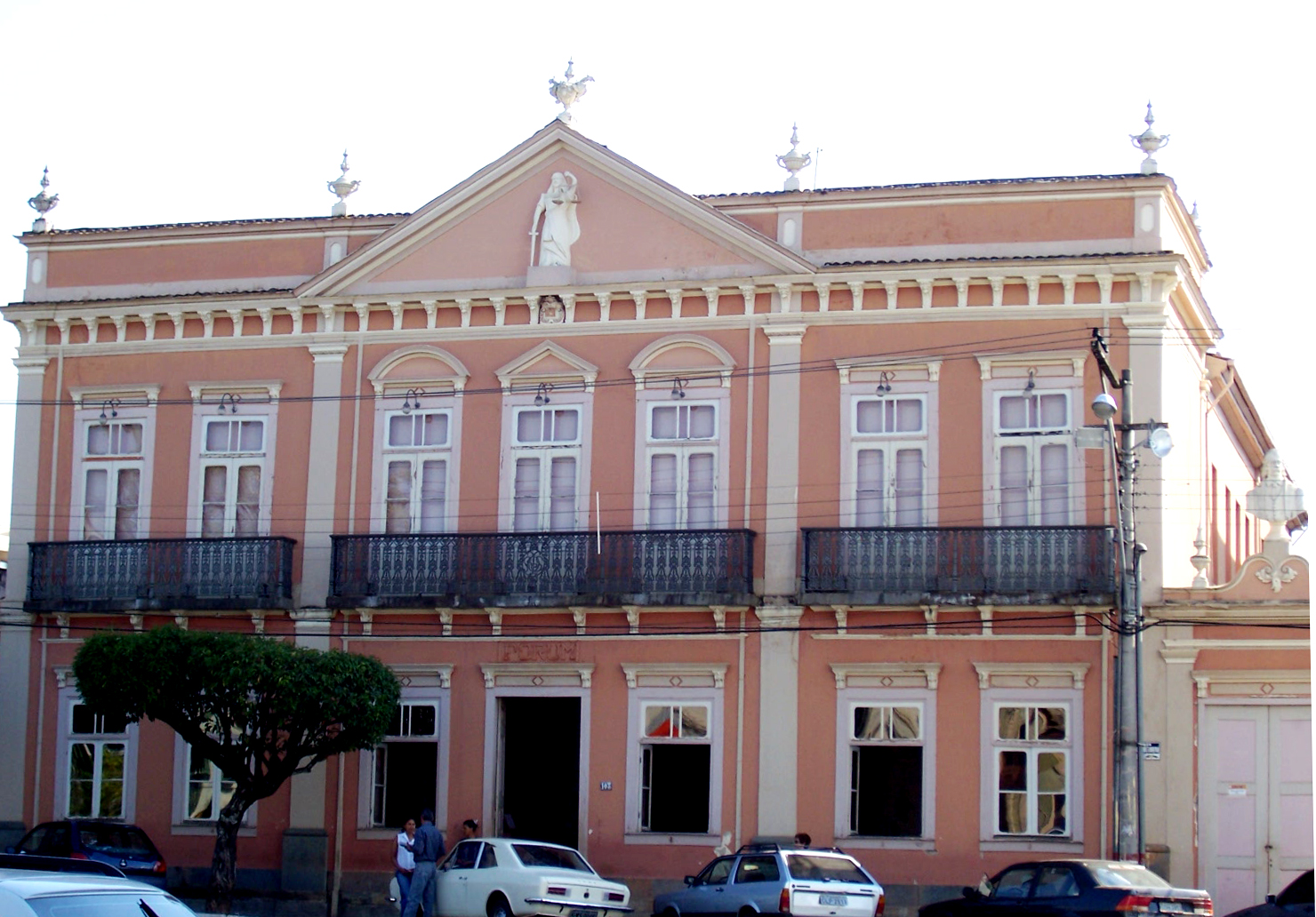 Antigo edifício do Fórum de Oliveira - Oliveira