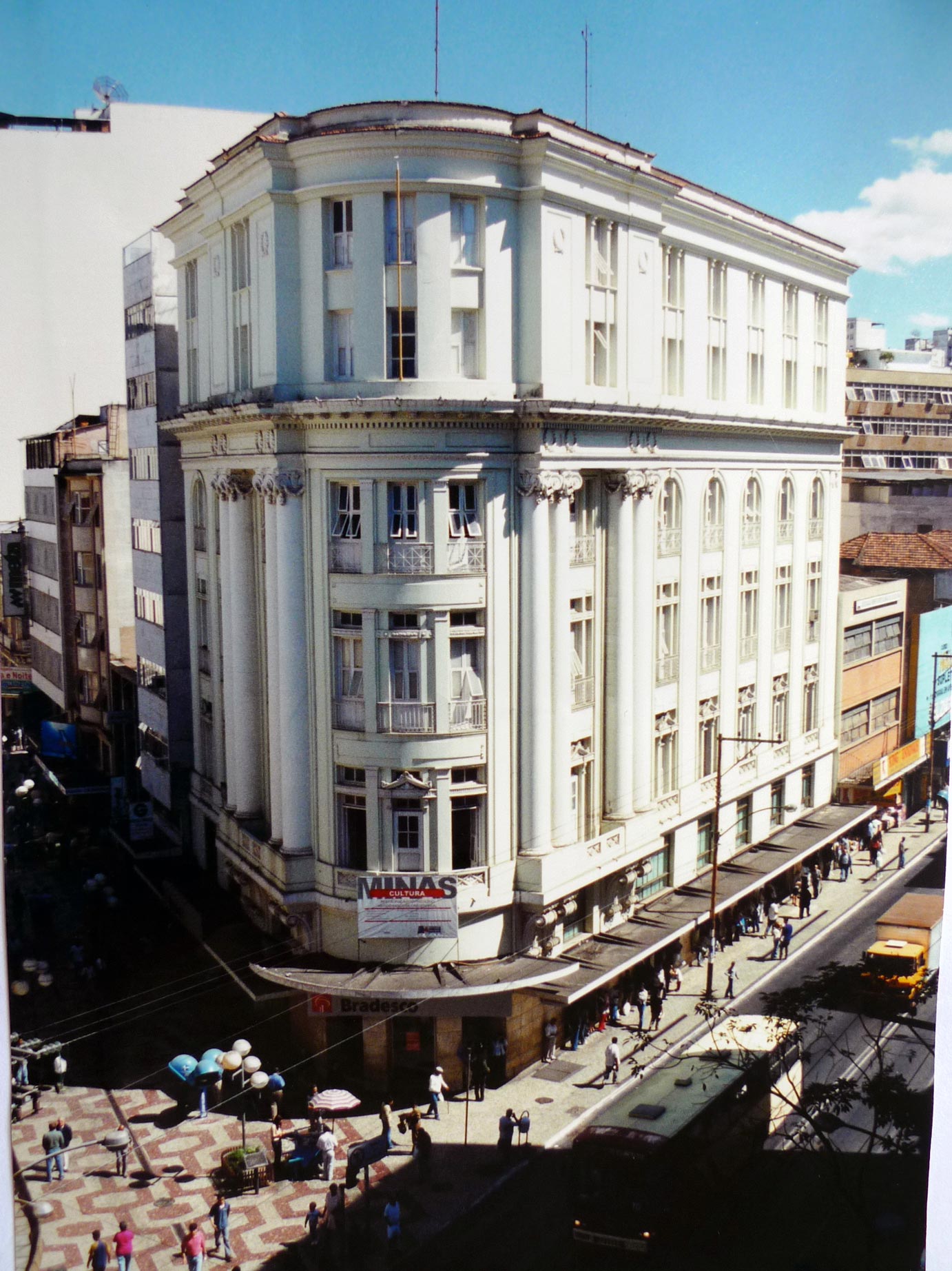Edifício do Banco de Crédito Real e Acervo do Museu - Juiz de Fora