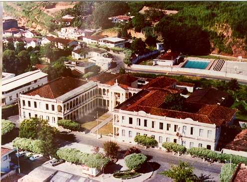 Escola Estadual Prof. Botelho Reis - Leopoldina