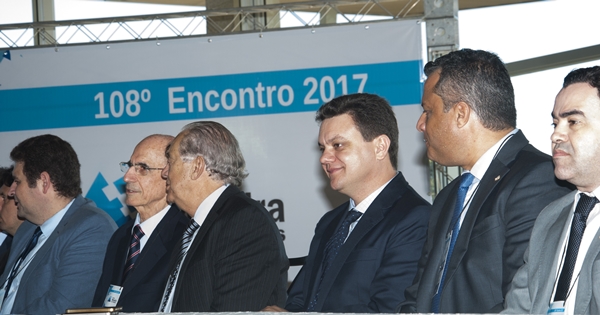 Secretário de Governo participa do 108º Encontro da Frente Mineira de Prefeitos