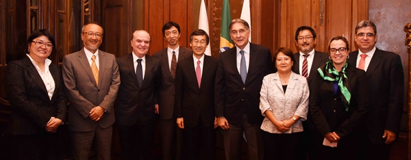 Governador recebe embaixador japonês