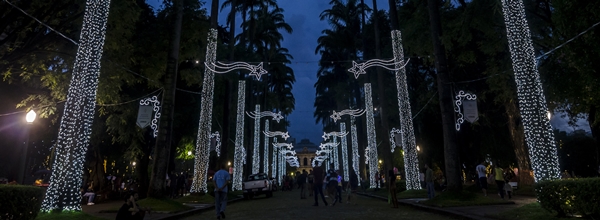  Cemig abre concurso para escolher a iluminação de Natal da Praça da Liberdade