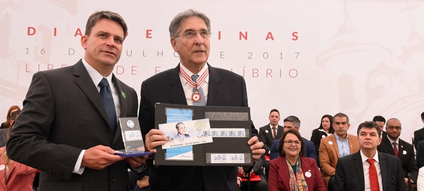 Fernando Pimentel destaca atuação do povo de Mariana como exemplo para a superação da crise nacional
