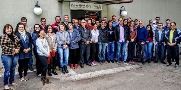 Veterinários de todo o estado participam de treinamento no IMA para atualização de conhecimentos
