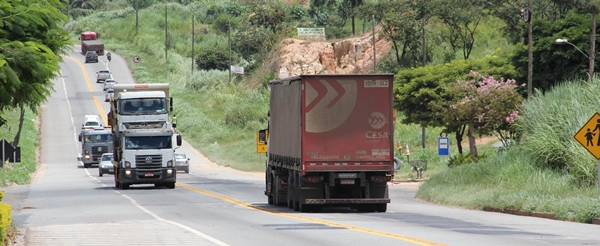 Polícia Rodoviária alerta condutores a redobrar a atenção nas rodovias