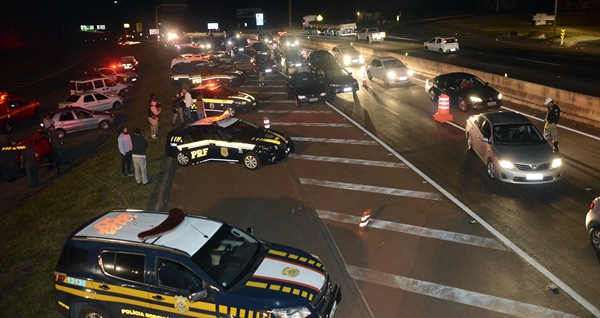  ​Blitze especiais da Lei Seca fazem cerco às rodovias de BH e região