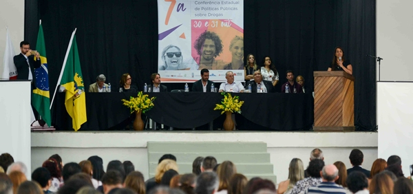 Conferência discute destino e desafios das políticas públicas sobre drogas em Minas Gerais