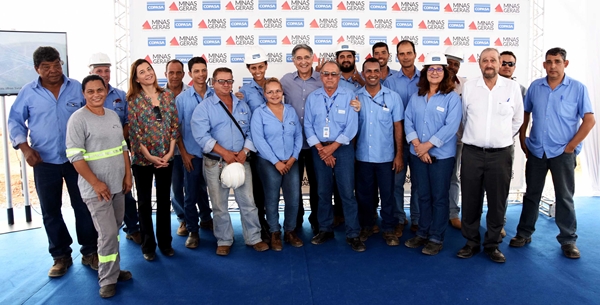 Governador Fernando Pimentel visita obras de captação de água no Rio Pacuí