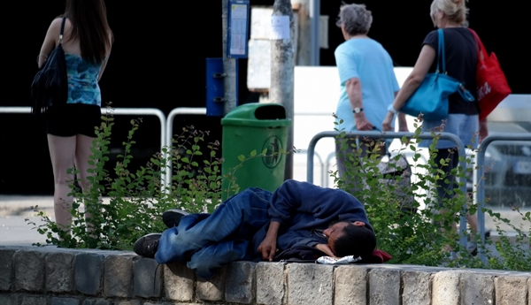 Cidadãos podem enviar sugestões para elaboração da política estadual para pessoas em situação de rua