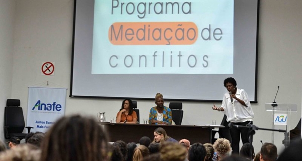 Encontro aborda Centros de Prevenção na temática do negro e morador da periferia