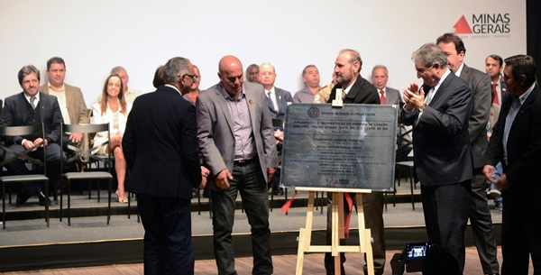 Em Juiz de Fora, Fernando Pimentel inaugura rodovia e Centro de Prevenção à Criminalidade