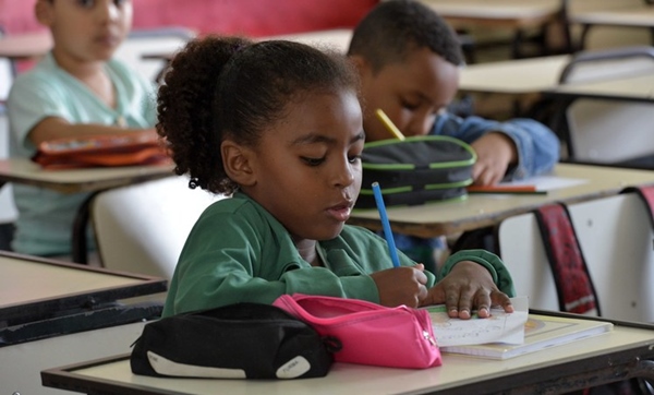 Publicada resolução que define o calendário escolar de 2019 para as escolas estaduais