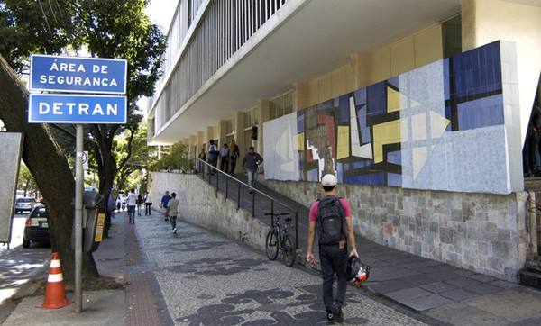 Detran-MG lança agendamento on-line para atendimento ao público