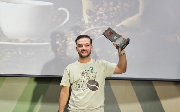 João Pedro cultiva café em uma área de 20 hectares, com assistência da Emater-MG