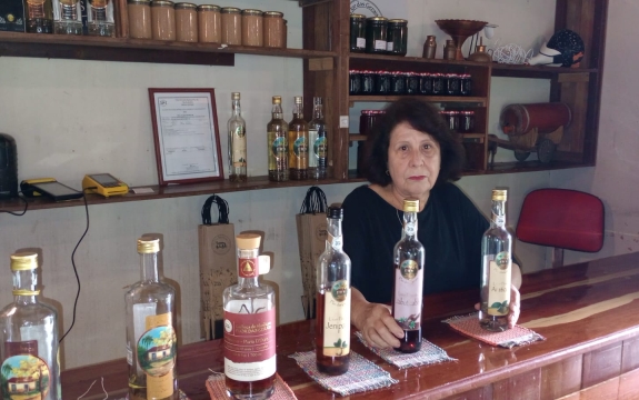 Tudo começou com a produção de cachaça orgânica