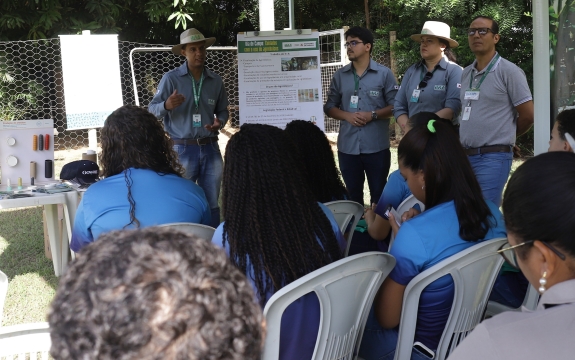 A programação incluiu palestras, dia de campo, panfletagens, visitas a estabelecimentos comerciais