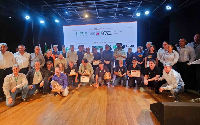 Vencedores do 2° Concurso de Avaliação da Qualidade das Cachaças de Minas