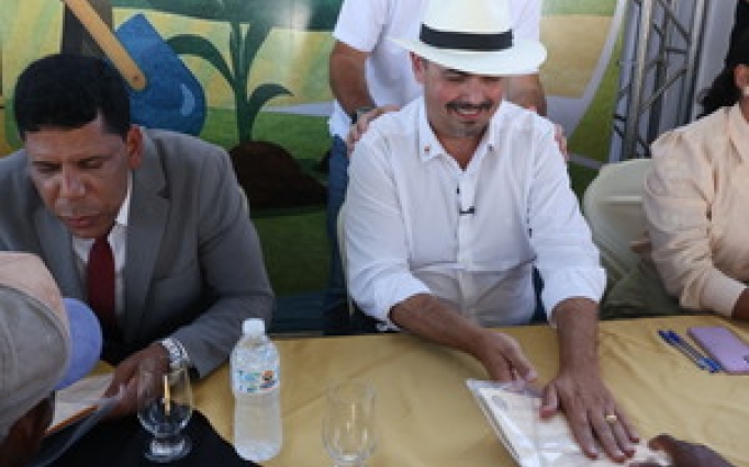 A entrega vai beneficiar mais de 550 moradores do município