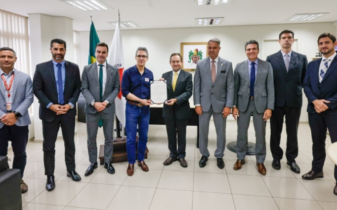 Governo de Minas firma acordo com o TJMG para agilizar leilão de veículos com impedimentos judiciais