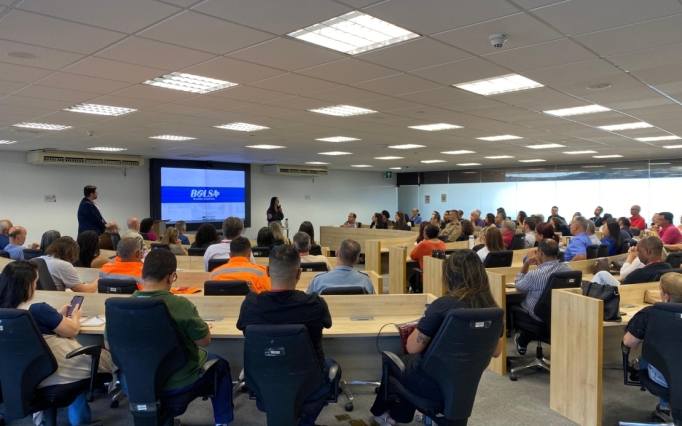 Governo de Minas conclui transição de abastecimento da frota de veículos flex de gasolina para álcool