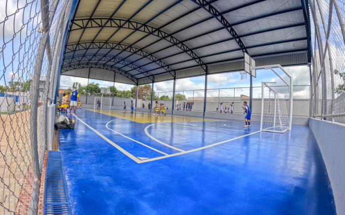 Quadra em Mateus Leme