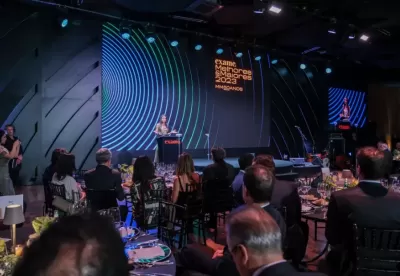 Foto da cerimônia de premiação Maiores e Melhores, da revista Exame, em 2023