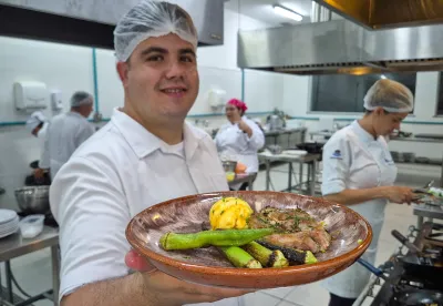 Estudante Iago Baldiotti, do curso Técnico de Laticínios – Foto Marcelo Jorge