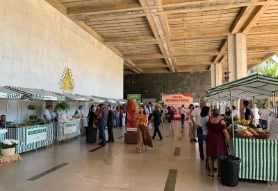 Foto mostra Feira da Agricultura Familiar na Assembleia Legislativa