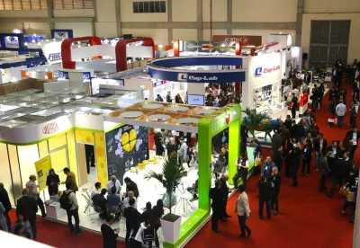 Foto em perspectiva da feira Minas Láctea