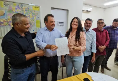 Entrega de títulos no Jaíba