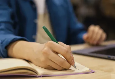 Papel e caneta