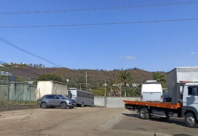 Pátio de apreensão de veículos