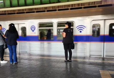 Governo de Minas orienta passageiros do metrô de BH sobre emissão de carteira de identidade nas UAIs 