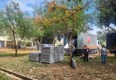 Carregamento de ajuda humanitária para município de Luz