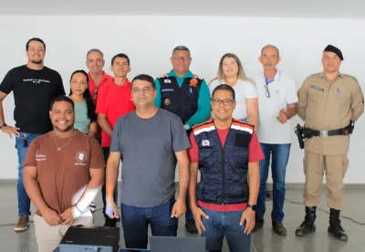 Reunião da 11ª REDEC com autoridades locais