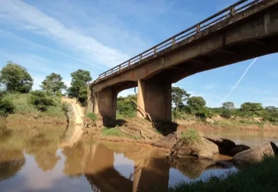 Ponte sobre o Rio Paraopeba