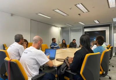 Reunião sobre projeto da Consulta PCT
