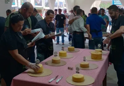 O concurso tem por objetivo estimular a produção, com qualidade, do Queijo Artesanal Mantiqueira de Minas