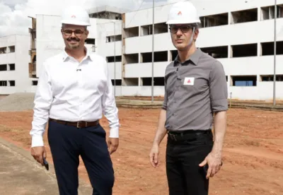 Governo de Minas vistoria obras do Hospital Regional de Conselheiro Lafaiete