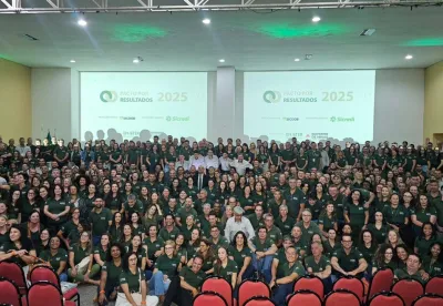 Foram entregues veículos, bolsas de estudo e participações em eventos profissionais