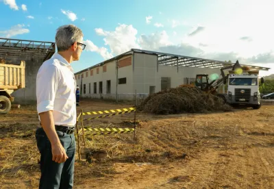 Governador no Hospital Regional de Teófilo Ontoni