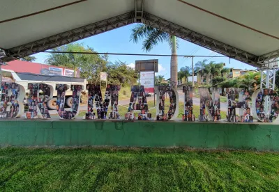 Monumento em homenagem às vítimas em Brumadinho