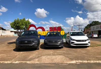 Entrega de veículos em São Gonçalo do Abaeté