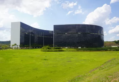 Comunicado sobre elevadores da Cidade Administrativa