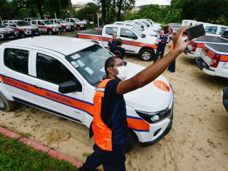 Entrega de kits da Defesa Civil em Ribeirão das Neves - Dezembro de 2021