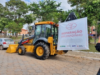 Entrega de máquina em Pequi