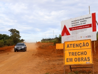 Obra no trecho Papagaios-Pompéu