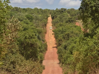  Estrada em Morada Nova de Minas na MG-415 que vai receber pavimentação
