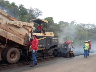 Obras no trecho Papagaios-Pompéu - Agosto de 2023